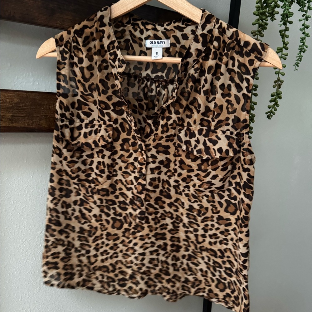 Old Navy Animal Print Sleeveless Blouse